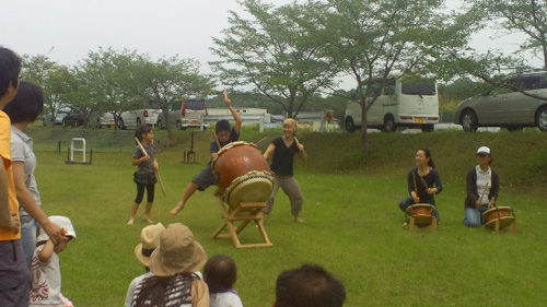 田植えで太鼓